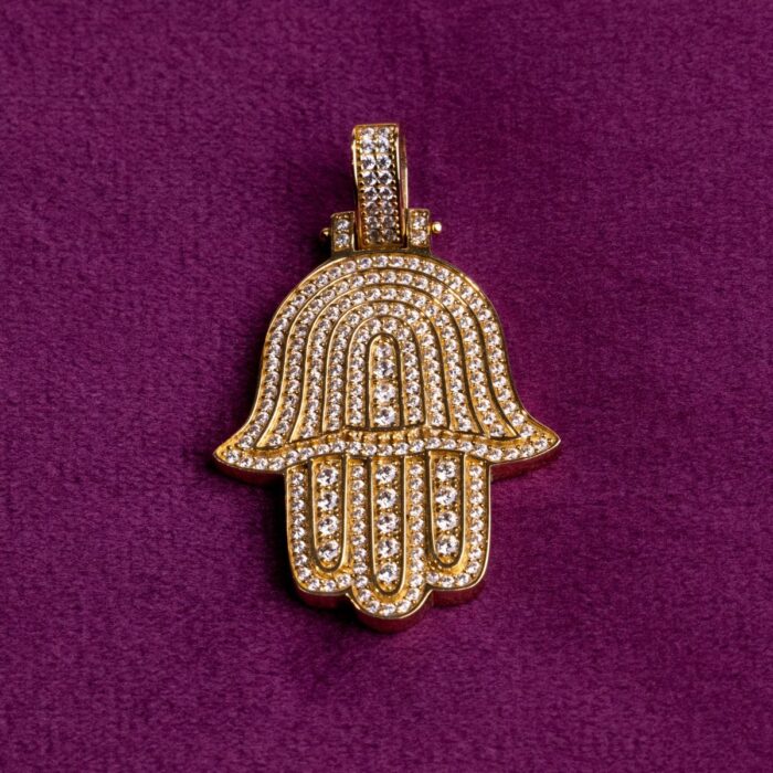 Hamsa-grande-oro-amarillo-MENS-fondo-morado